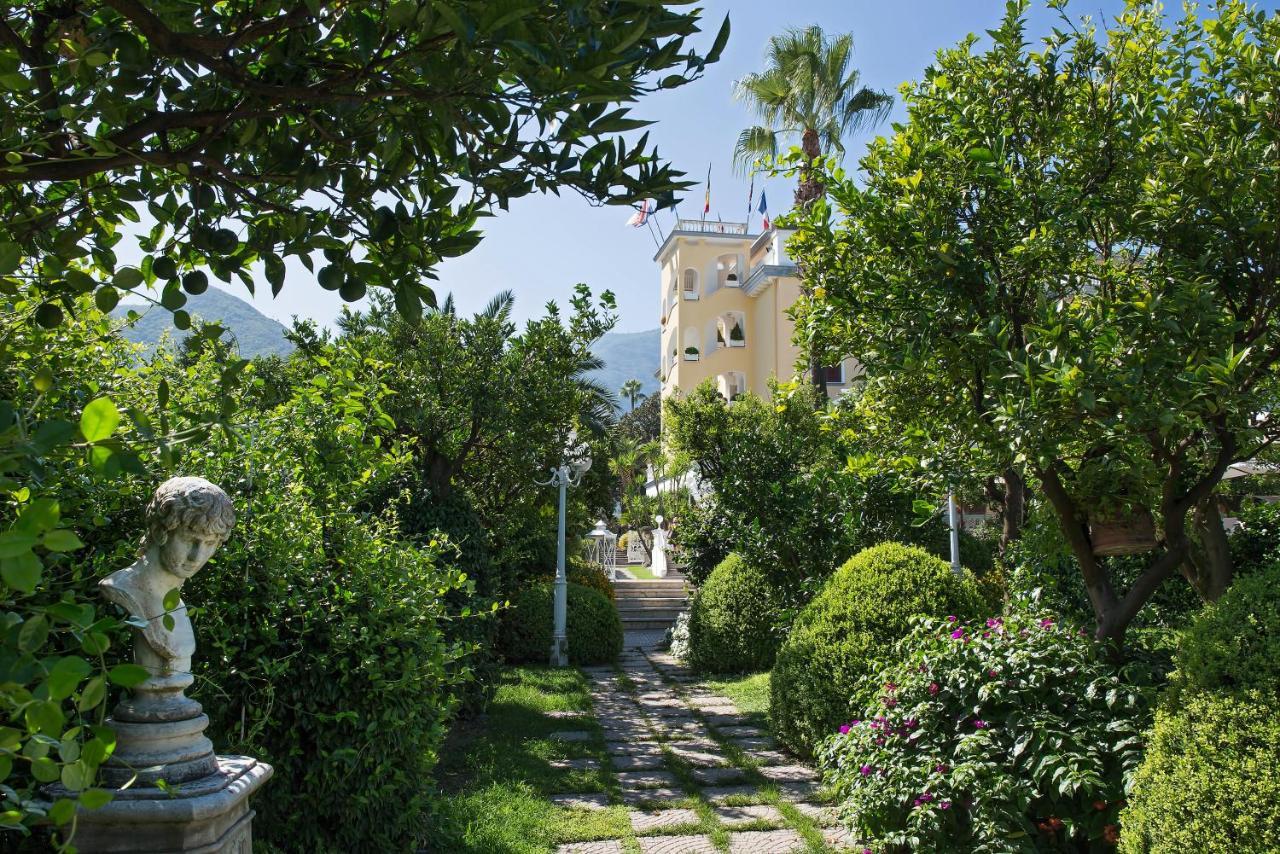 La Medusa Hotel - Dimora Di Charme Castellammare di Stabia Exterior photo