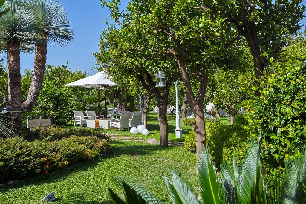 La Medusa Hotel - Dimora Di Charme Castellammare di Stabia Exterior photo