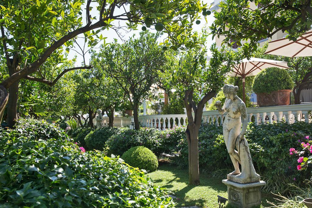 La Medusa Hotel - Dimora Di Charme Castellammare di Stabia Exterior photo